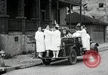 Standbild weibliche Feuerwehrleute Chalfont Pennsylvania USA, 1930, aus Sekunde 35 historischem Filmmaterial Videoclip 65675059952