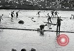 Immagine di Logrolling Longview Washington USA, 1930, secondo 40 filmato di repertorio 65675059954