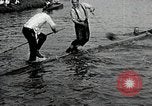 Immagine di Logrolling Longview Washington USA, 1930, secondo 53 filmato di repertorio 65675059954