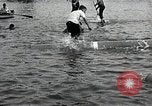 Immagine di Logrolling Longview Washington USA, 1930, secondo 56 filmato di repertorio 65675059954