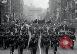 Immagine di Ottantaduesima Airborne Division New York City USA, 1946, secondo 11 filmato di repertorio 65675059956