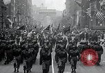 Immagine di Ottantaduesima Airborne Division New York City USA, 1946, secondo 15 filmato di repertorio 65675059956