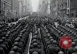 Immagine di Ottantaduesima Airborne Division New York City USA, 1946, secondo 52 filmato di repertorio 65675059956