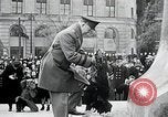 Standbild General Eisenhower Kanada, 1946, aus Sekunde 15 historischem Filmmaterial Videoclip 65675059957