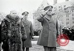 Standbild General Eisenhower Kanada, 1946, aus Sekunde 23 historischem Filmmaterial Videoclip 65675059957