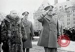 Standbild General Eisenhower Kanada, 1946, aus Sekunde 24 historischem Filmmaterial Videoclip 65675059957