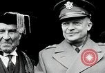 Standbild General Eisenhower Kanada, 1946, aus Sekunde 36 historischem Filmmaterial Videoclip 65675059957