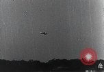 Standbild Captain Falken in Travel Air Geheimnis s Flugzeuge Long Island New York USA, 1931, aus Sekunde 14 historischem Filmmaterial Videoclip 65675059960