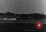 Standbild Captain Falken in Travel Air Geheimnis s Flugzeuge Long Island New York USA, 1931, aus Sekunde 22 historischem Filmmaterial Videoclip 65675059960