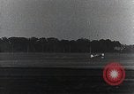 Standbild Captain Falken in Travel Air Geheimnis s Flugzeuge Long Island New York USA, 1931, aus Sekunde 27 historischem Filmmaterial Videoclip 65675059960