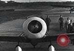 Standbild Captain Falken in Travel Air Geheimnis s Flugzeuge Long Island New York USA, 1931, aus Sekunde 37 historischem Filmmaterial Videoclip 65675059960