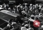 Standbild Captain Falken in Travel Air Geheimnis s Flugzeuge Long Island New York USA, 1931, aus Sekunde 56 historischem Filmmaterial Videoclip 65675059960