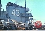 Standbild USS Coral Sea (CVA-43) South China Sea, 1965, aus Sekunde 32 historischem Filmmaterial Videoclip 65675059975