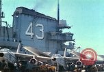 Standbild USS Coral Sea (CVA-43) South China Sea, 1965, aus Sekunde 42 historischem Filmmaterial Videoclip 65675059975