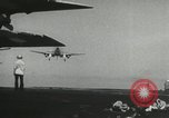Standbild USS Coral Sea South China Sea, 1965, aus Sekunde 15 historischem Filmmaterial Videoclip 65675059978