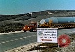 Standbild Atlas Rakete Vandenberg AFB, California United States USA, 1959, aus Sekunde 6 historischem Filmmaterial Videoclip 65675059982
