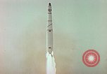 Standbild Thor-Agena orbital Fahrzeug California United States USA, 1968, aus Sekunde 30 historischem Filmmaterial Videoclip 65675059986