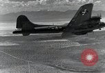 Standbild B-17E Flying Fortress Utah Dugway Proving Ground USA, 1945, aus Sekunde 43 historischem Filmmaterial Videoclip 65675059996