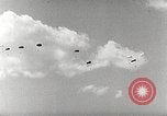 Standbild C-119 Flying Boxcar Seoul Korea, 1952, aus Sekunde 58 historischem Filmmaterial Videoclip 65675060000
