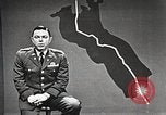 Standbild USA Officer Panama Canal Zone, 1963, aus Sekunde 55 historischem Filmmaterial Videoclip 65675060005