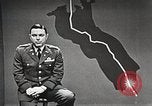 Standbild USA Officer Panama Canal Zone, 1963, aus Sekunde 57 historischem Filmmaterial Videoclip 65675060005