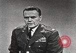 Standbild USA Officer Panama Canal Zone, 1963, aus Sekunde 10 historischem Filmmaterial Videoclip 65675060007
