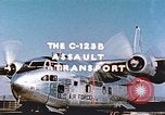 Standbild C-123B assault Transportflugzeuge Hagerstown Maryland USA, 1955, aus Sekunde 13 historischem Filmmaterial Videoclip 65675060008