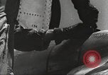 Standbild F-84F Thunderstreak Flugzeuge United States USA, 1954, aus Sekunde 29 historischem Filmmaterial Videoclip 65675060023