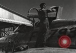 Standbild F-84F Thunderstreak Flugzeuge United States USA, 1954, aus Sekunde 43 historischem Filmmaterial Videoclip 65675060023