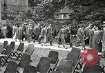 Image American élèves de l'École dépendant Heidelberg Allemagne, 1952, de la seconde 23 séquences d'archives historiques vidéo 65675060028