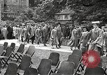 Image American élèves de l'École dépendant Heidelberg Allemagne, 1952, de la seconde 24 séquences d'archives historiques vidéo 65675060028