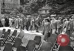 Image American élèves de l'École dépendant Heidelberg Allemagne, 1952, de la seconde 25 séquences d'archives historiques vidéo 65675060028