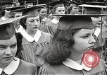 Image American élèves de l'École dépendant Heidelberg Allemagne, 1952, de la seconde 42 séquences d'archives historiques vidéo 65675060028