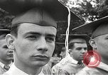 Image American élèves de l'École dépendant Heidelberg Allemagne, 1952, de la seconde 61 séquences d'archives historiques vidéo 65675060028