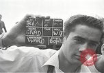 Image American élèves de l'École dépendant Heidelberg Allemagne, 1952, de la seconde 15 séquences d'archives historiques vidéo 65675060031