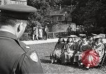 Image American élèves de l'École dépendant Heidelberg Allemagne, 1952, de la seconde 33 séquences d'archives historiques vidéo 65675060031