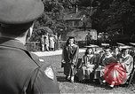 Image American élèves de l'École dépendant Heidelberg Allemagne, 1952, de la seconde 35 séquences d'archives historiques vidéo 65675060031