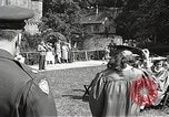 Image American élèves de l'École dépendant Heidelberg Allemagne, 1952, de la seconde 44 séquences d'archives historiques vidéo 65675060031
