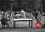 Image American élèves de l'École dépendant Heidelberg Allemagne, 1952, de la seconde 59 séquences d'archives historiques vidéo 65675060031