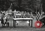 Image American élèves de l'École dépendant Heidelberg Allemagne, 1952, de la seconde 62 séquences d'archives historiques vidéo 65675060031