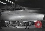 Standbild B-36 Peacemaker Flugzeuge Fort Worth Texas USA, 1949, aus Sekunde 4 historischem Filmmaterial Videoclip 65675060037