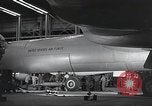 Standbild B-36 Peacemaker Flugzeuge Fort Worth Texas USA, 1949, aus Sekunde 14 historischem Filmmaterial Videoclip 65675060037
