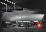 Standbild B-36 Peacemaker Flugzeuge Fort Worth Texas USA, 1949, aus Sekunde 27 historischem Filmmaterial Videoclip 65675060037
