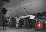 Standbild B-36 Peacemaker Flugzeuge Fort Worth Texas USA, 1949, aus Sekunde 29 historischem Filmmaterial Videoclip 65675060037