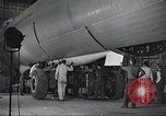 Standbild B-36 Peacemaker Flugzeuge Fort Worth Texas USA, 1949, aus Sekunde 31 historischem Filmmaterial Videoclip 65675060037