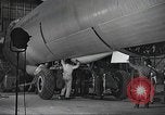 Standbild B-36 Peacemaker Flugzeuge Fort Worth Texas USA, 1949, aus Sekunde 40 historischem Filmmaterial Videoclip 65675060037
