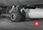 Standbild B-36 Peacemaker Flugzeuge Fort Worth Texas USA, 1949, aus Sekunde 53 historischem Filmmaterial Videoclip 65675060038