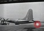 Immagine di B-36 Peacemaker aeromobile Fort Worth Texas USA, 1949, secondo 14 filmato di repertorio 65675060039