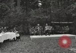 Standbild Vereinigte Staaten und Russische Offiziere Protivin Tschechoslowakei, 1945, aus Sekunde 5 historischem Filmmaterial Videoclip 65675060046