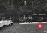 Standbild Vereinigte Staaten und Russische Offiziere Protivin Tschechoslowakei, 1945, aus Sekunde 8 historischem Filmmaterial Videoclip 65675060046